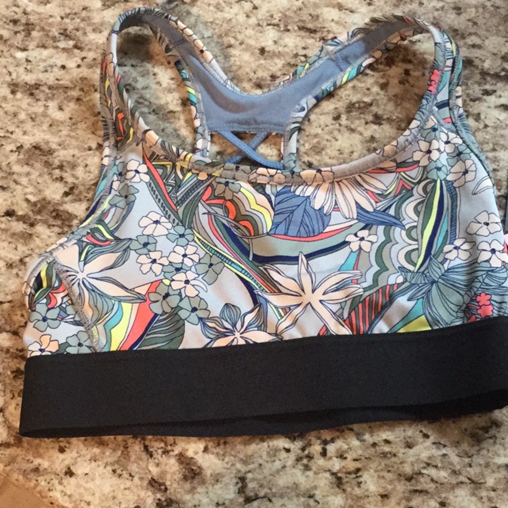 Victoria’s Secret Sport Bra NWT